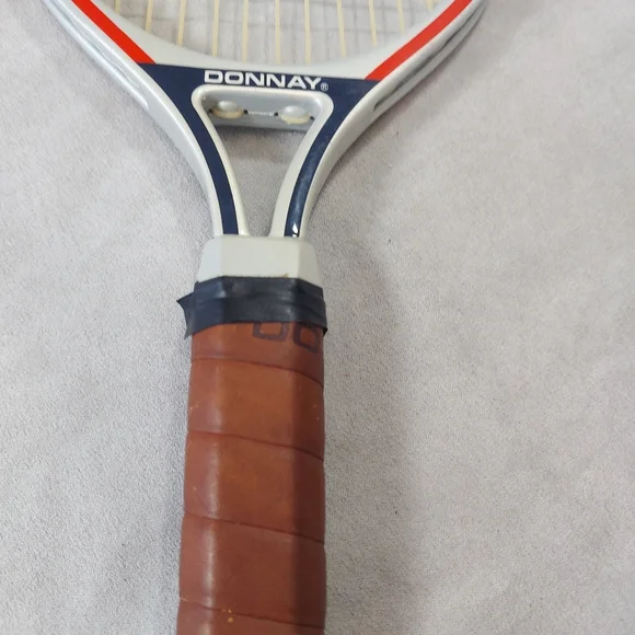 Donnay Graphite Pro Racquetball Racquet, 3-7/8 - Picture 4 of 5